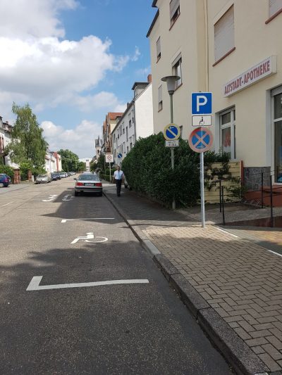 Behindertenparkplatz (1 Stellplatz) &#8211; Hausmannstraße / vor Haus Nr. 2, 63452 Hanau
